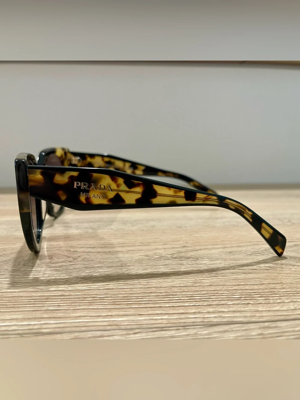 Prada Cat-Eye Sunglasses SPR 14W 389-0A7 Two-Tone Tortoise & Black 52mm